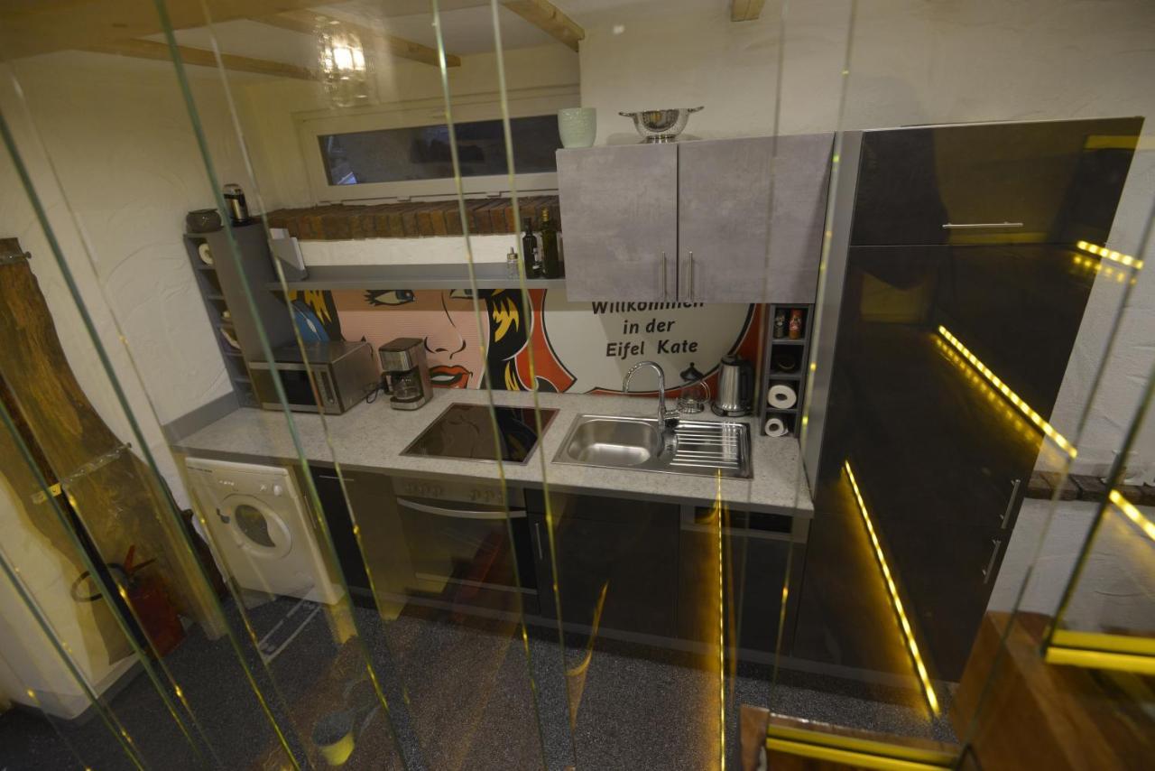Eifel Kate, Relaxen Mit Sauna Und Whirlpool Dahlem  ภายนอก รูปภาพ