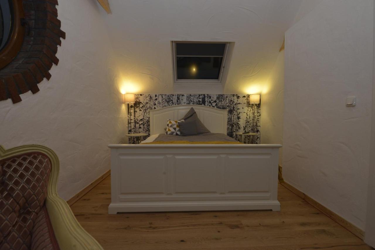 Eifel Kate, Relaxen Mit Sauna Und Whirlpool Dahlem  ภายนอก รูปภาพ
