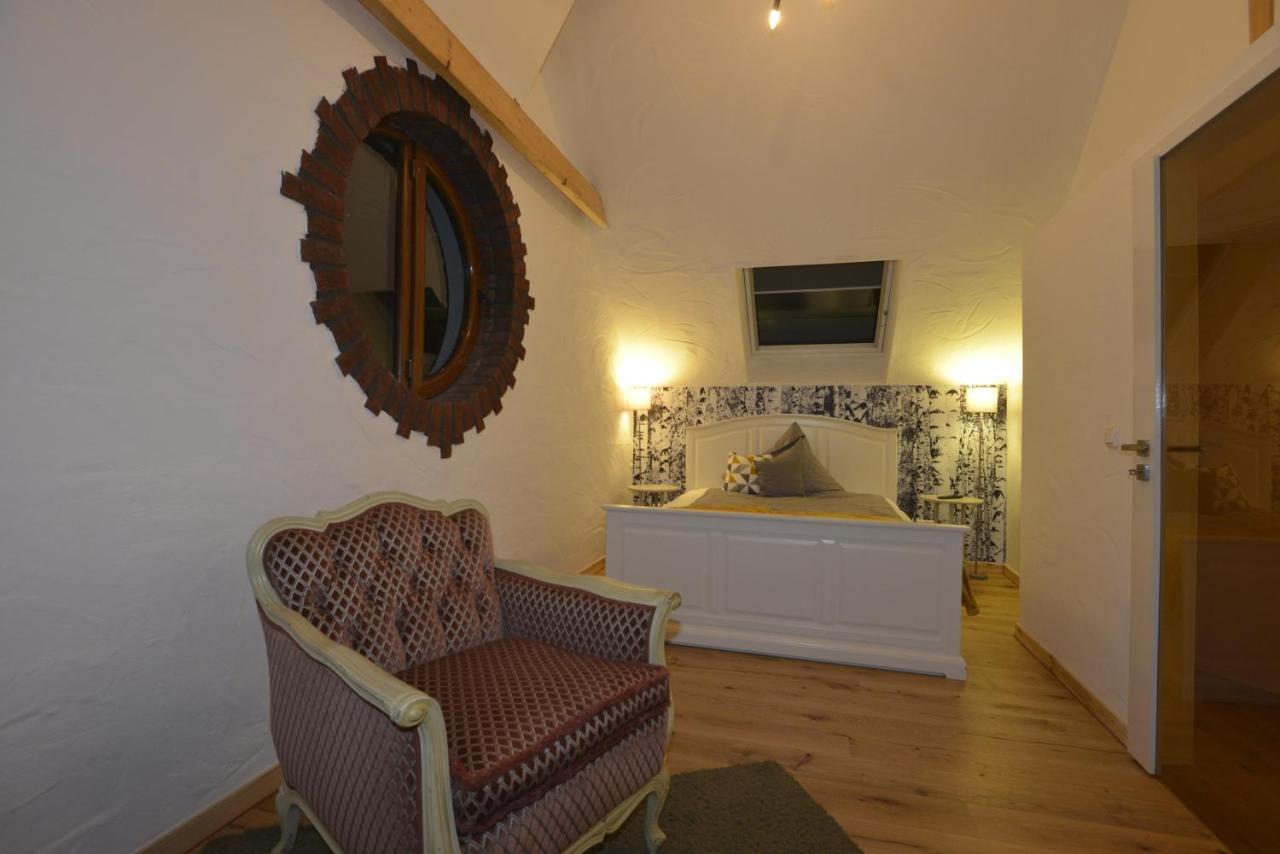 Eifel Kate, Relaxen Mit Sauna Und Whirlpool Dahlem  ภายนอก รูปภาพ